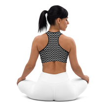 Load image into Gallery viewer, Linked heart sports bra yoga bra