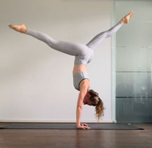 Load image into Gallery viewer, Zig Zag High Waisted Leggings