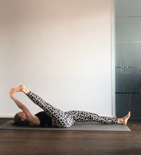 Load image into Gallery viewer, Giraffe High Waisted Leggings