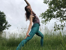 Load image into Gallery viewer, Rainforest Green High Waisted Yoga Leggings