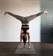 Load image into Gallery viewer, Giraffe High Waisted Leggings
