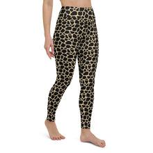 Load image into Gallery viewer, Giraffe print high waisted leggings