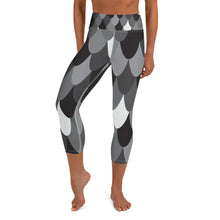 Load image into Gallery viewer, Modern Mermaid High Waisted Capri Leggings